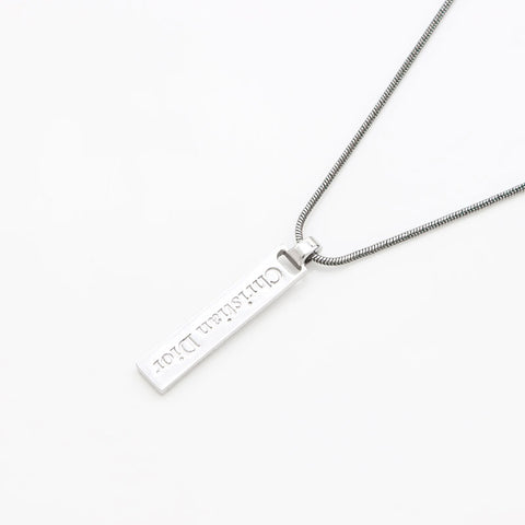 Christian Dior Logo Plate Collier Silver WS11028