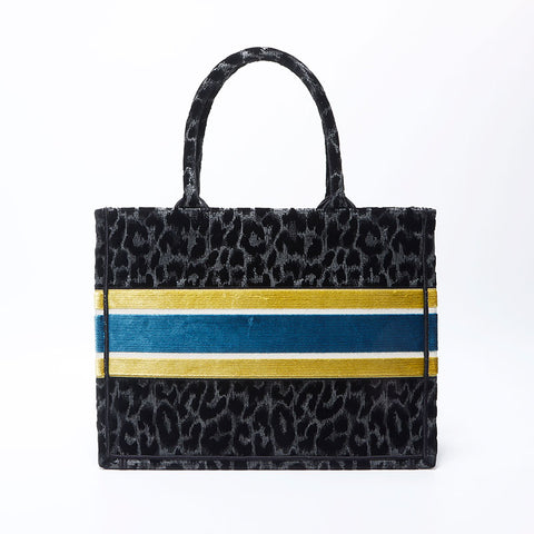 克里斯蒂安·迪奥（Christian dior）2021年丝绒书手提袋豹尺寸m手提袋黑色WS11063