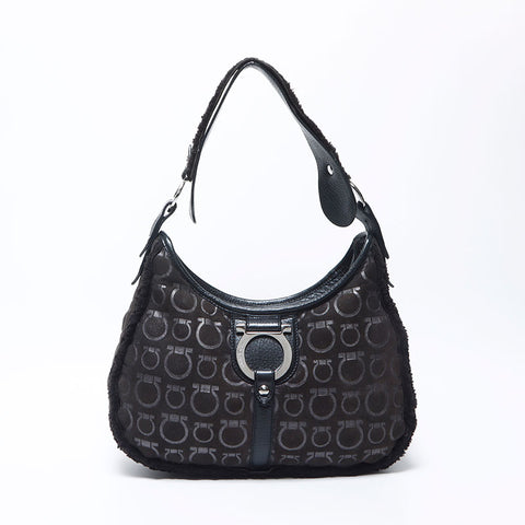 Salvatore Ferragamo Gancini Boa Mouton肩带黑色WS11071