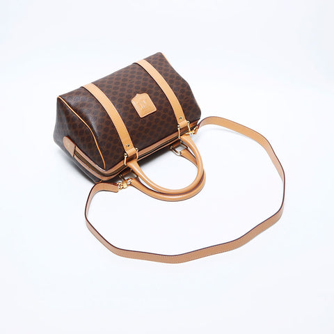 Celine MacAdam PVC Trinoff徽标2Way Bost Bag Brown WS11153
