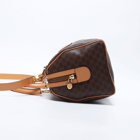 Celine MacAdam PVC Trinoff徽标2Way Bost Bag Brown WS11153