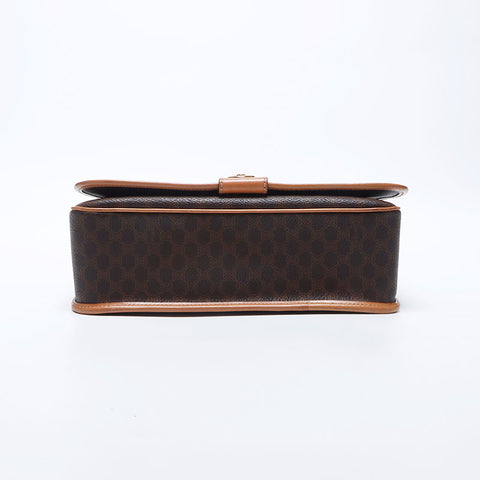 Celine Macadam PVC Trinoff徽标襟翼袋肩袋棕色WS11154