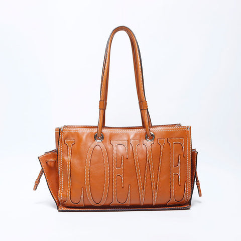 Loewe Anagram皮革侧口袋手提袋棕色WS11177