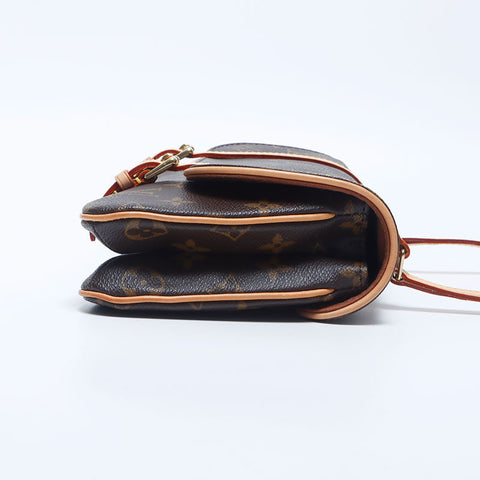 路易威登（Louis Vuitton）路易·威登（Louis Vuitton）会标2004年