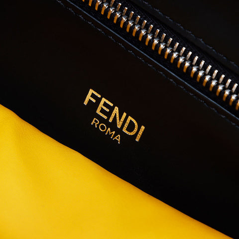 フェンディ FENDI ピーカブー レザー ミニ ハンドバッグ ブラック WS11251