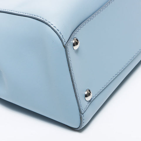 Fendi Peekaboo皮革银色金属拟合中肩袋蓝色WS11274