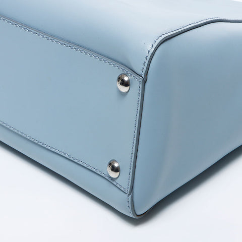 Fendi Peekaboo皮革银色金属拟合中肩袋蓝色WS11274