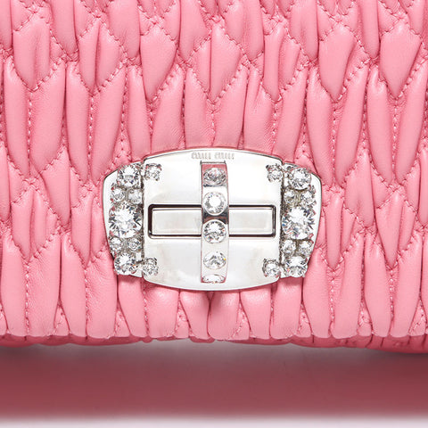 Miu miu cristal matelasse sac d'épaule rose ws11564