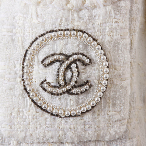 Chanel Chanel 2005 Ginza Limited Tweed夹克尺寸：38夹克白色WS11585