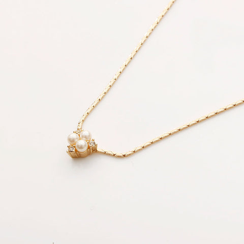 Christian Dior Pearl Rhingestone Collier, or WS11622