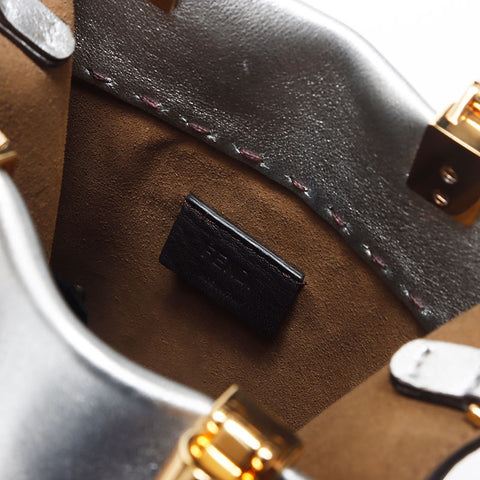 Fendi Sunshine Shopper迷你徽标肩带银色WS11647