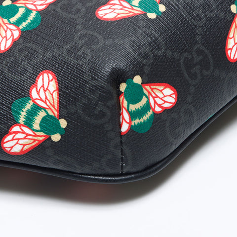 Gucci Bee GG Supreme Bee Print肩带黑色WS11658