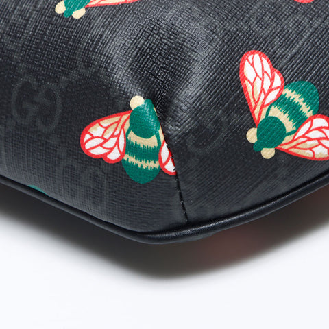 Gucci Bee GG Supreme Bee Print肩带黑色WS11658