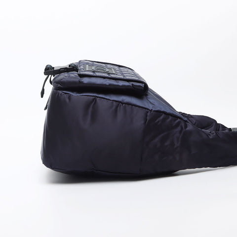 Chanel Chanel n ° 9 Ligne sportive épaule argentée en métal marécageux Sac épaule Navy WS11684