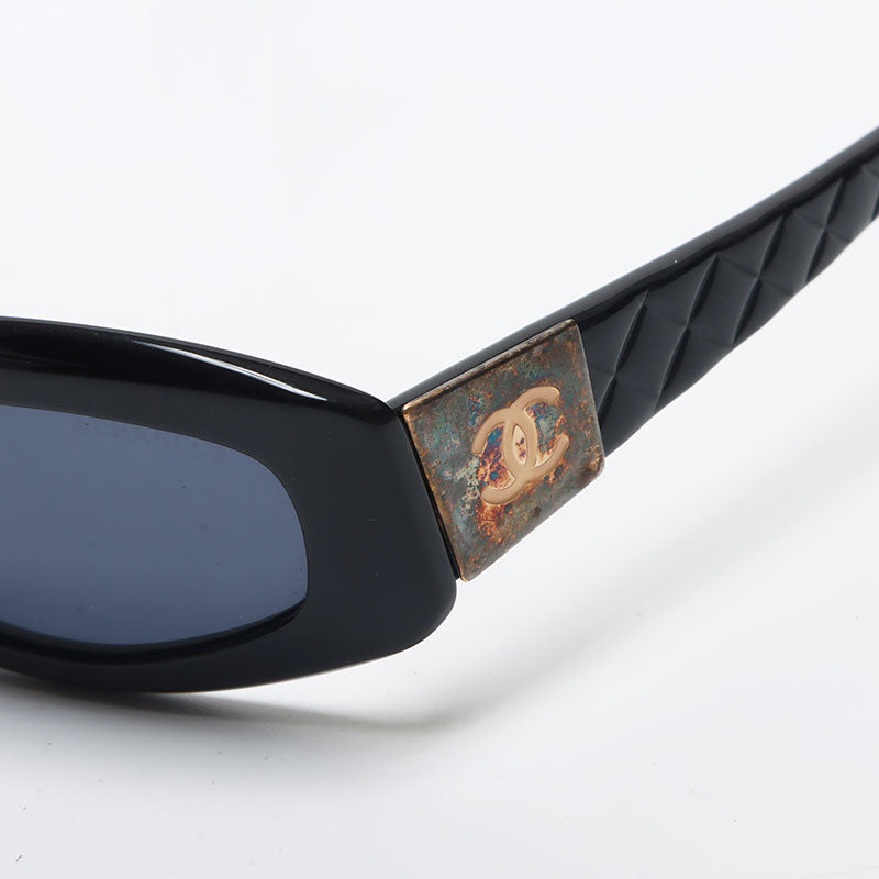 Chanel Coco Mark Matelasse Sunglasses Black WS11693 – NUIR VINTAGE