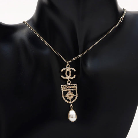 CHANEL B15B 2015 COCO Mark Pearl Necklace gold WS11746