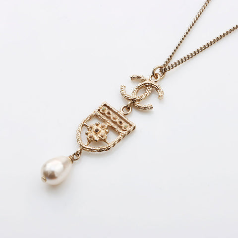 CHANEL B15B 2015 COCO Mark Pearl Necklace gold WS11746