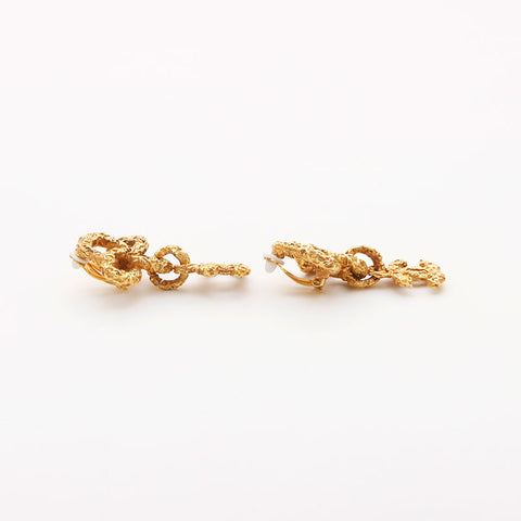 Chanel Chanel 03a Coco Mark Lava Boucles d'oreilles Gold WS11758