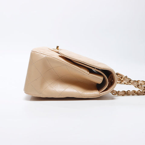 Chanel Chanel Matelasse Jumbo Deca Matelasse Caviar皮肤双重襟翼2012-2013肩袋米色WS11908