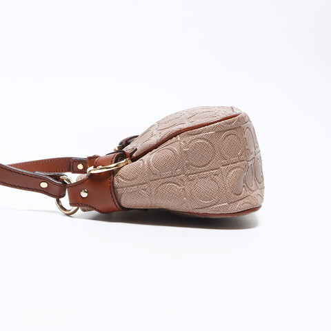 Salvatore Ferragamo徽标Gancini皮革手袋米色WS12066