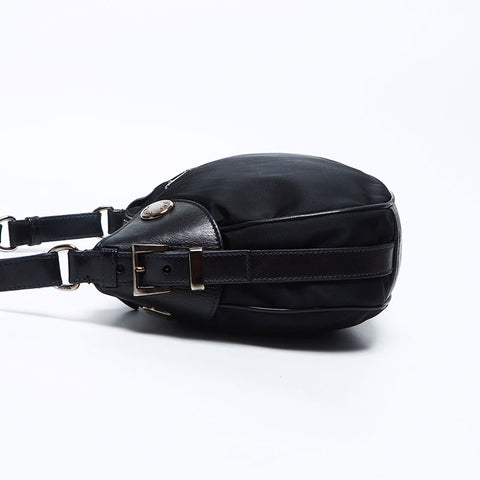 Prada Leather Nylon Triangle徽标标签银色金属流浪汉肩袋黑色WS12106