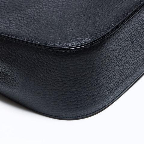 Yves Saint Laurent Yves Saint Laurent Laurent心脏徽标徽标肩带黑色WS12127