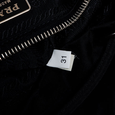 Prada Nylon Triangle徽标标签背包/Daypack黑色WS12130