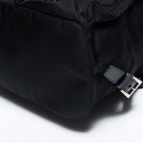 Prada Nylon Triangle徽标标签背包/Daypack黑色WS12130