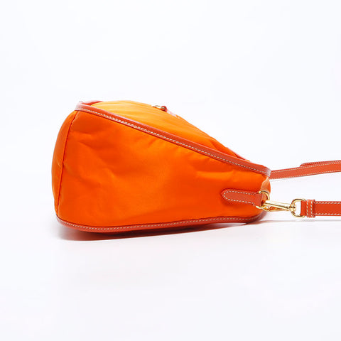 Prada Nylon徽标一个肩膀流浪肩袋橙色WS12133