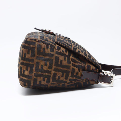 Fendi Zucca帆布妈妈桶肩袋棕色WS12137