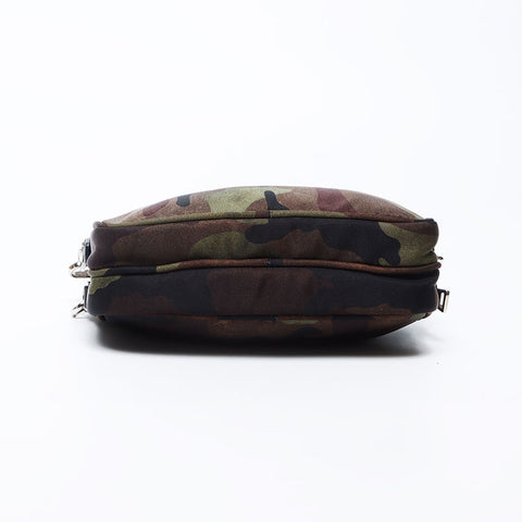 Prada Camo Triangle徽标标签尼龙肩袋卡其布WS12163