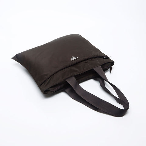 Prada Nylon Triangle徽标标签手提袋Khaki WS12164