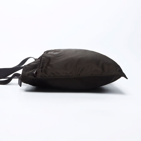 Prada Nylon Triangle徽标标签手提袋Khaki WS12164