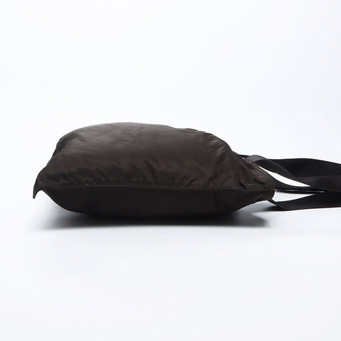 Prada Nylon Triangle徽标标签手提袋Khaki WS12164