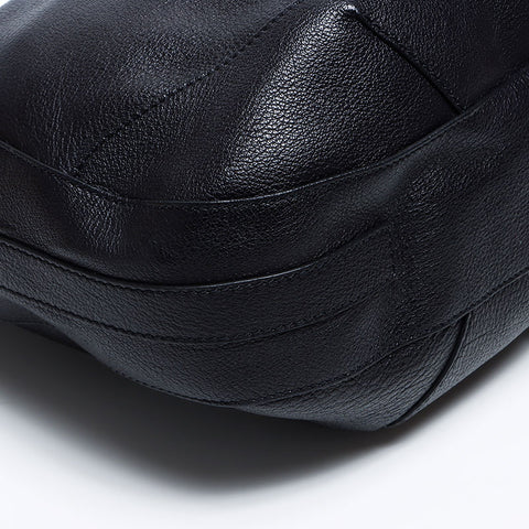 Burberry Bartow皮革牛皮肩袋黑色WS12189