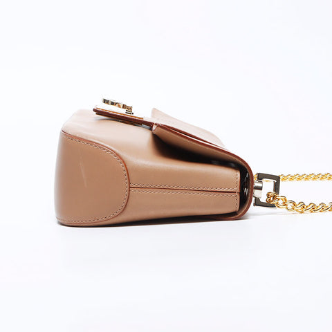 Salvatore Ferragamo Leather Gancini连锁肩袋米色WS12196
