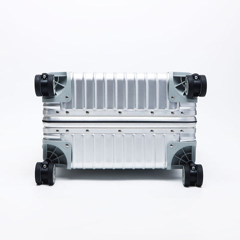 Rimowa Richard-Byrd-Str.134轮携带袋银牌WS12197