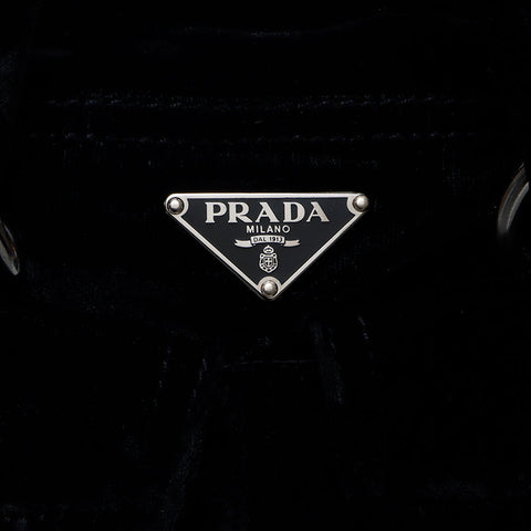 Prada Velor三角徽标标签肩带黑色WS12199
