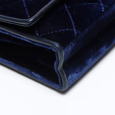 香奈儿Camellia Matelasse Velor肩带海军WS12250