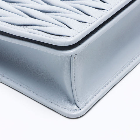 Miu miu miu subatasse la chaîne d'épaule de chaîne en argent bleu ws12332