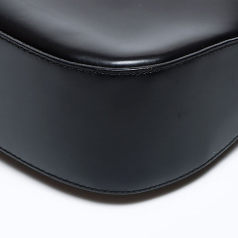 Salvatore Ferragamo Gancini Silver Fittings小牛皮革肩带黑色WS12344