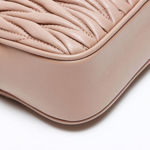 MIU MIU MIU MATERASSE LOGO SAGLE SALLE SALLE PINK WS12351