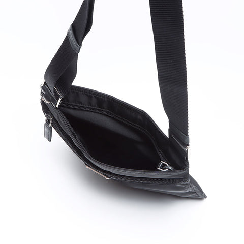 PRADA Triangle Logo Tag Nylon Sac à épaule noir WS12391