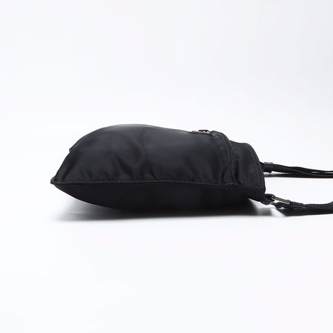 PRADA Triangle Logo Tag Nylon Sac à épaule noir WS12391