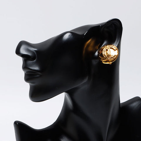 Chanel Chanel 94p 1994 Round Matelasse Coco Mark Orees Gold WS12402