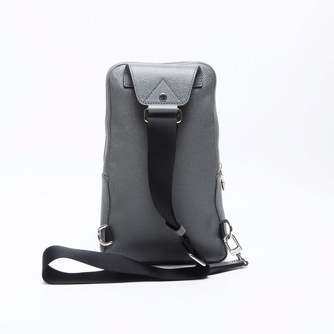LOUIS VUITTON Taiga Leather Avenue Body Bag Grey WS12437