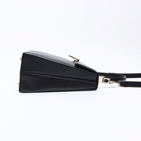 Salvatore Ferragamo Gancini à 2 voies sac à main Black WS12445