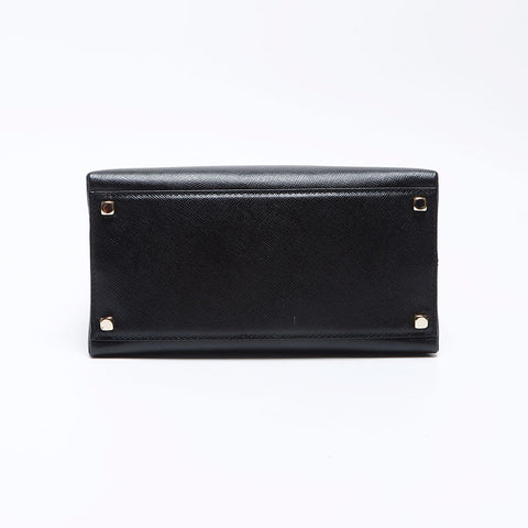 Salvatore Ferragamo Gancini à 2 voies sac à main Black WS12445