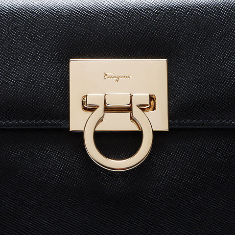Salvatore Ferragamo Gancini à 2 voies sac à main Black WS12445