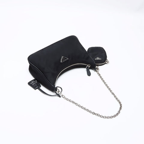 PRADA REDIDING NYLON POUCH SAGHER SAGHER BLACK WS12489